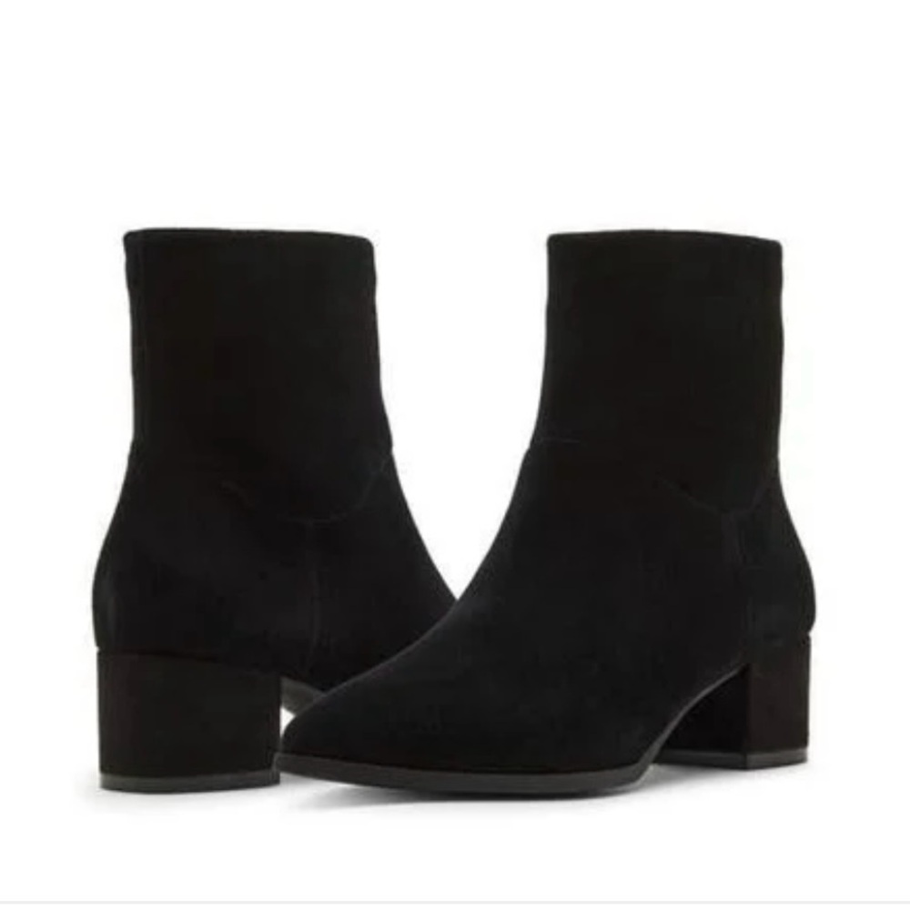 Blondo Black Ankle Boots (waterproof)